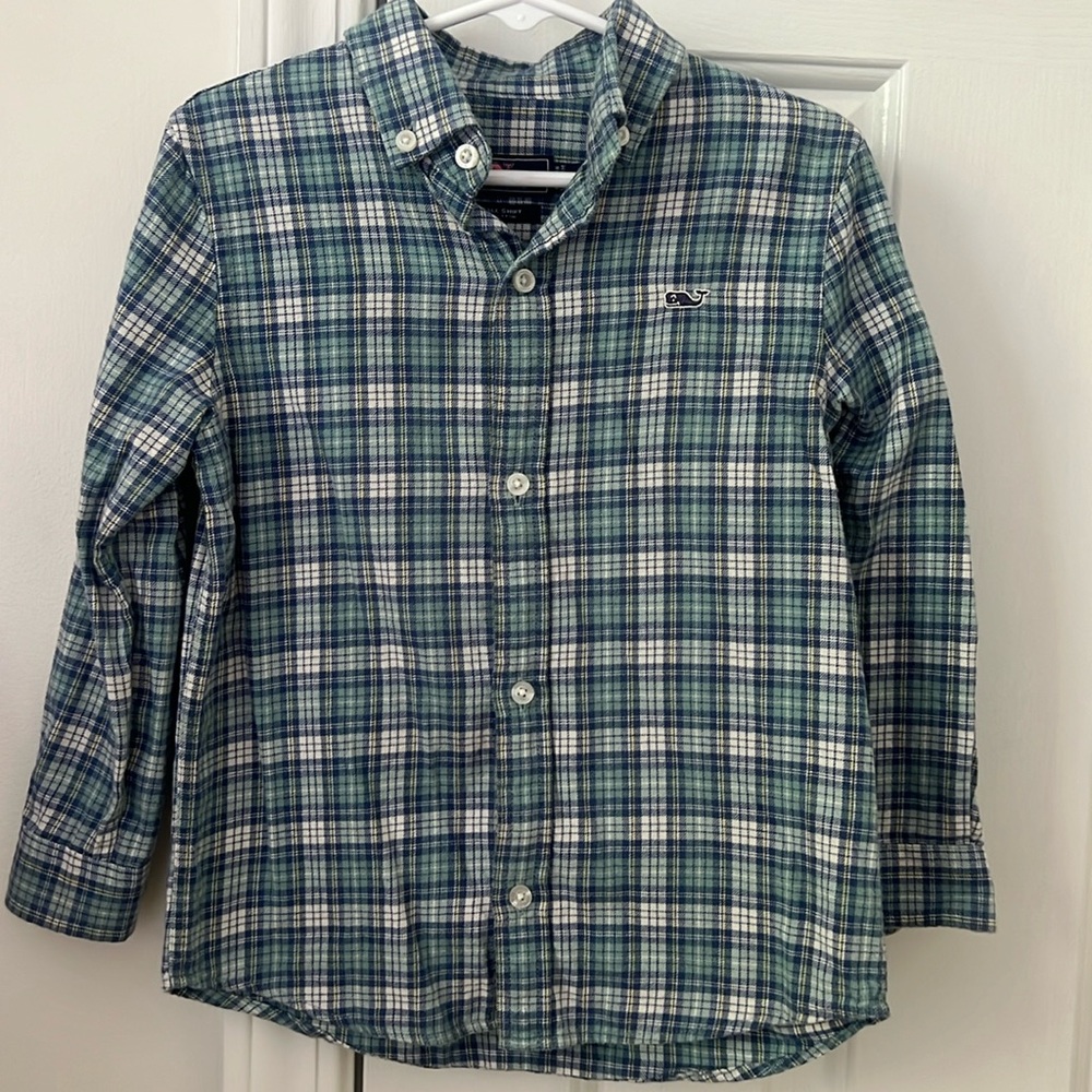 Vineyard Vines boys long sleeve flannel button down. Shades of blue & green. 4T